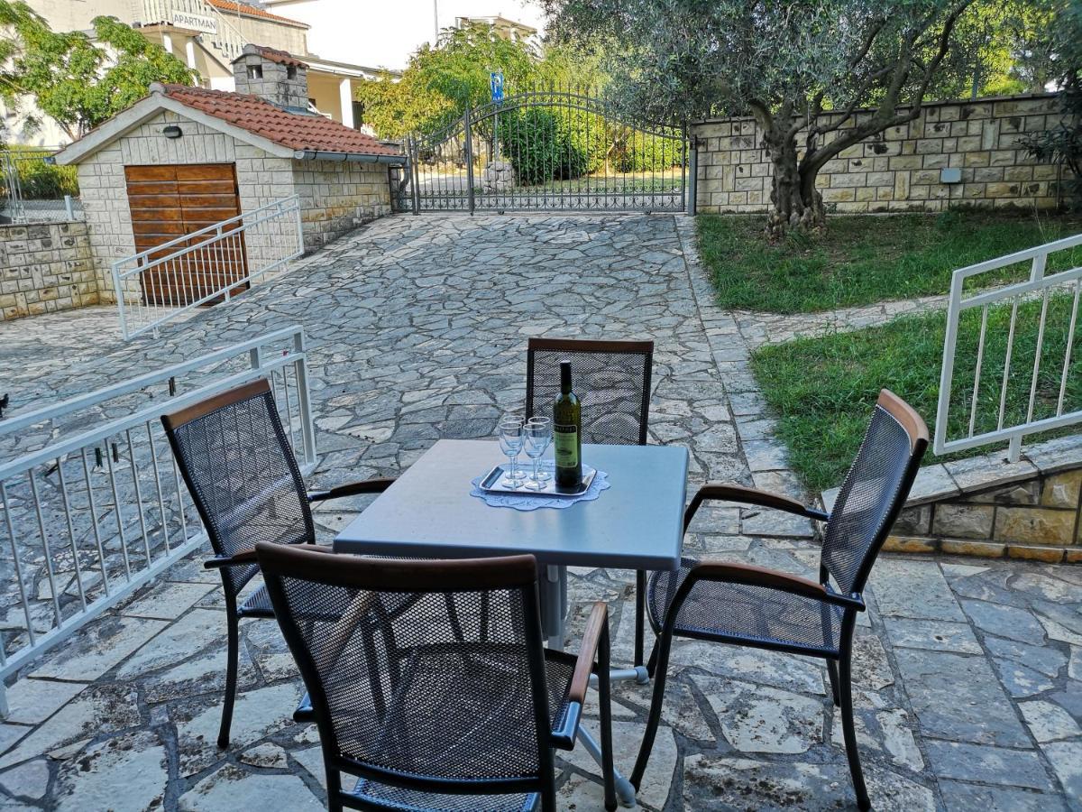 Villa Nina Селине Экстерьер фото